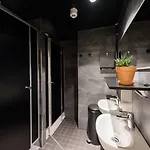 Forenom بيت شباب *