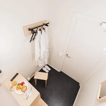 Forenom Hostel *